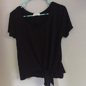 Threads Studio cross neck tie front tee black